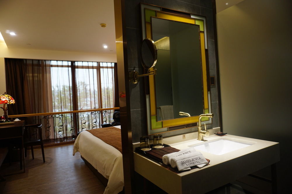 James Joyce Coffetel Hotel Guangzhou Baiyun Street North Branch Dış mekan fotoğraf